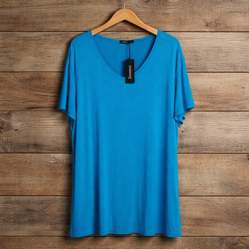 NWT Thanth 4x V Neck Blue Short sleeve Rayon Spandex Lightweight Tee Shirt